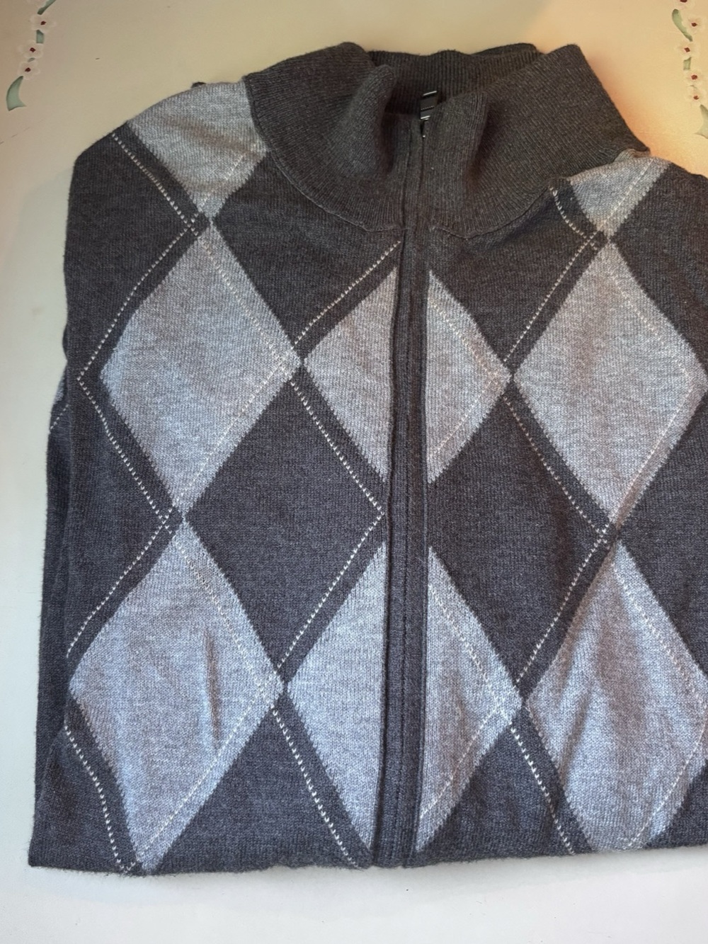 Banana Republic Men's Argyle Zip-Up Sweater Size XL